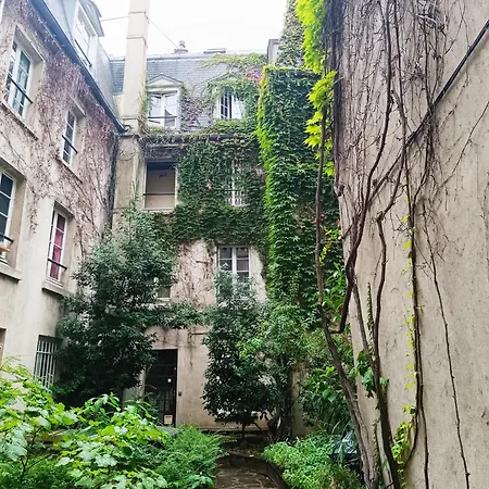 Saint-germain, Rue Des Париж